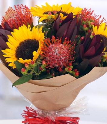 07 Leo Star Sign Zodiac Bouquet (Jul 24 - Aug 23)