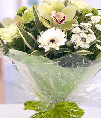 02 Pisces Star Sign Zodiac Bouquet (Feb 20 - Mar 20)