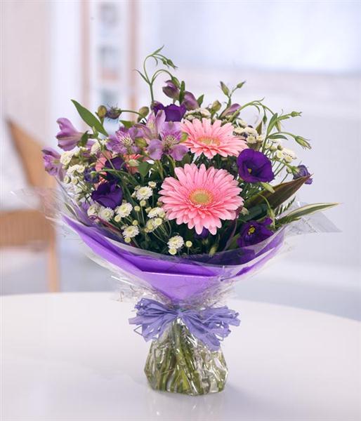 04 Taurus Star Sign Zodiac Bouquet (Apr 21 - May 21)