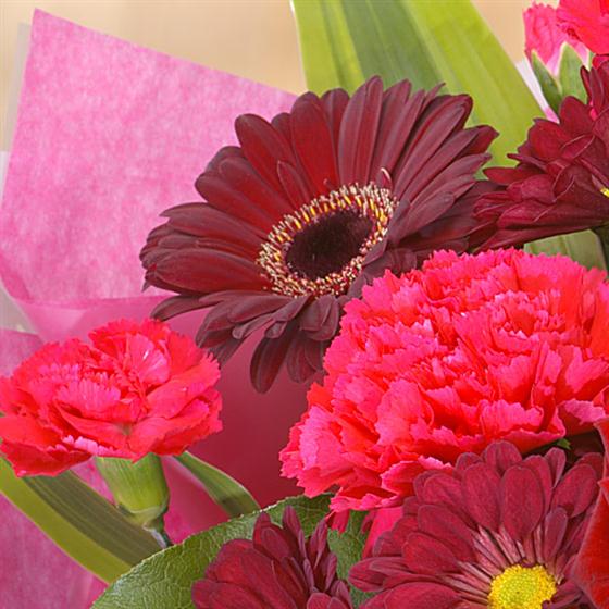 01 - Garnet Birthstone Bouquet (January)