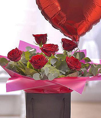 Be Mine Chocolate & Balloon Gift Set